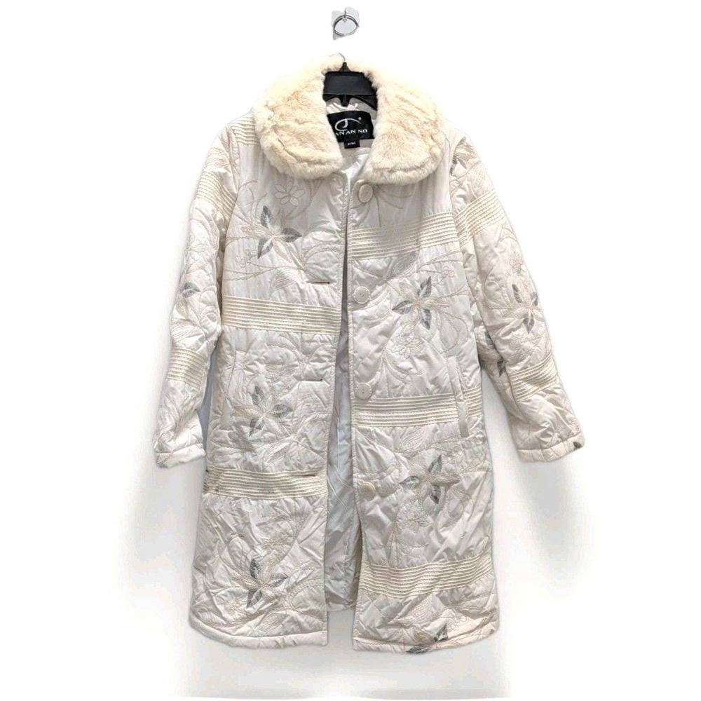 Cream Embroidered Lightweight Puffer Coat Vintage Kawaii‎ Whimsical Walking Coat